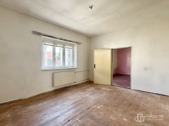 Řadový dům se dvěma byty a půdou k vestavbě, Svatava – fotografie 14