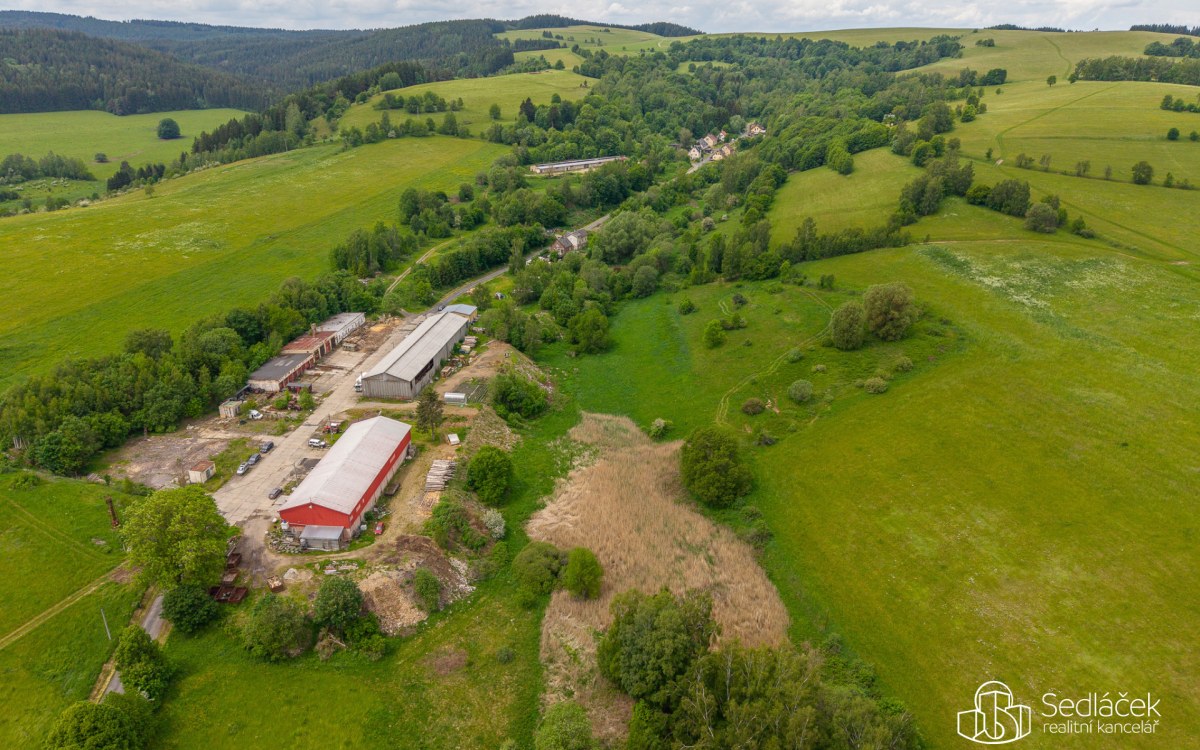 Prodej zemědělských pozemků 60 647 m²  Krásná u Kraslic . – fotografie 1