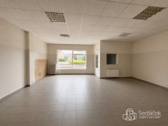 Pronájem obchodního prostoru 85 m² s výlohou, Nádražní, Sokolov – fotografie 2