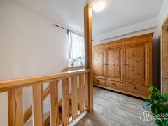 Krajní řadový rodinný dům se zahradou, garáží  – Březová u Sokolova – fotografie 12