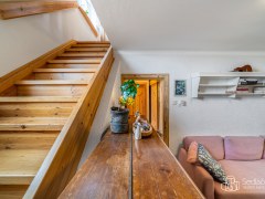 Krajní řadový rodinný dům se zahradou, garáží  – Březová u Sokolova – fotografie 8