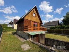 Prodej rekreační chaty s terasou a garáží, Poříčí u Chyše – fotografie 1