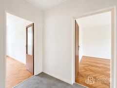 Pronájem slunného bytu 2+1, Chodov u Karlových Varů – fotografie 8