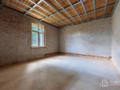Rodinný dům se započatou rekonstrukcí a pozemkem 1 183 m², Lipová – Doubrava. – fotografie 6