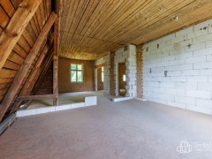 Rodinný dům se započatou rekonstrukcí a pozemkem 1 183 m², Lipová – Doubrava. – fotografie 14