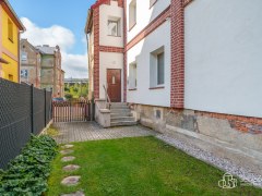 Dva rodinné domy se čtyřmi byty a garáží – Svatava – fotografie 2