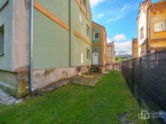 Dva rodinné domy se čtyřmi byty a garáží – Svatava – fotografie 21