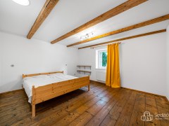 Dva rodinné domy se čtyřmi byty a garáží – Svatava – fotografie 5