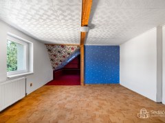 Dva rodinné domy se čtyřmi byty a garáží – Svatava – fotografie 27