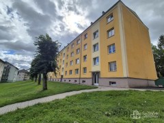 Prodej bytu 1+1 39 m², Nová Role, ul. Husova – fotografie 2